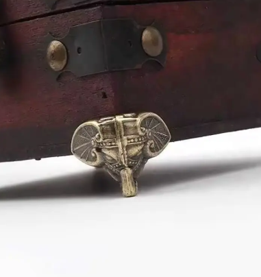 Antique Wooden Box Decoration Protects the Feet Plastic Animal Face Furniture Leg Base_image_0
